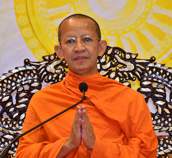 เจ้าคุณพิพิธ เจ้าคุณพิพิธ