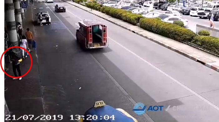 นาทีพาวเวอร์แบงก์ระเบิด นาทีพาวเวอร์แบงก์ระเบิด