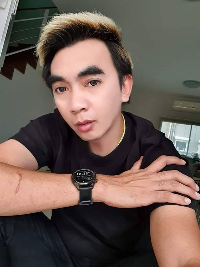 เอ๋ซ่าส์ ล่าผีเฮี้ยน เอ๋ซ่าส์ ล่าผีเฮี้ยน