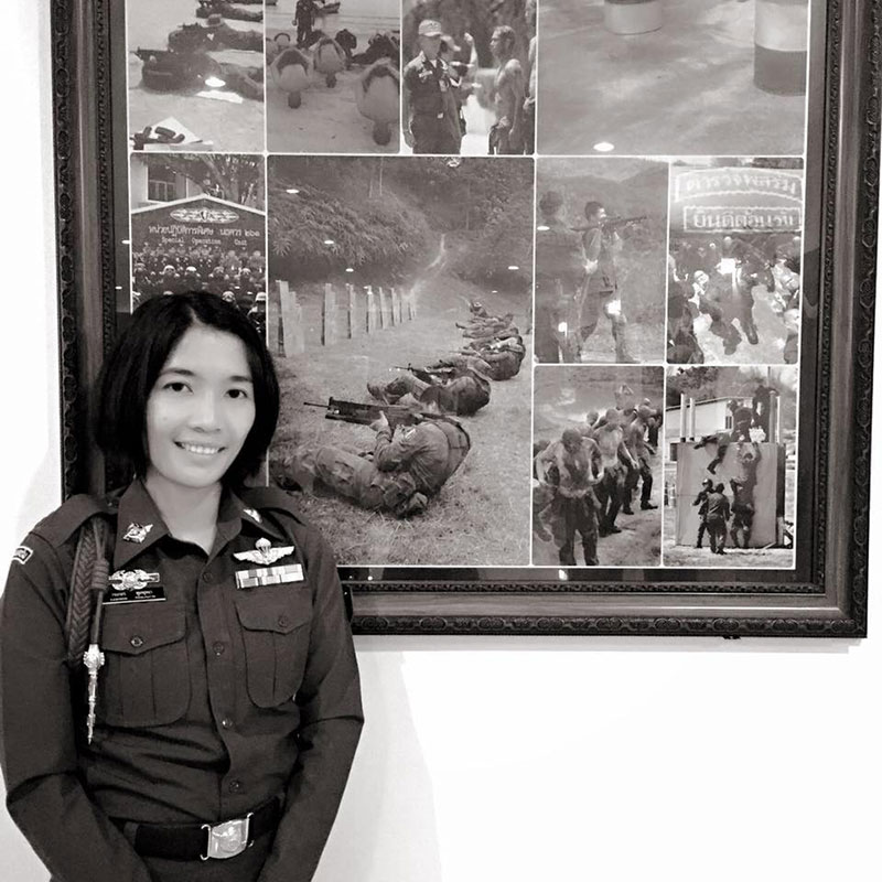 ตำรวจหญิง ตำรวจหญิง