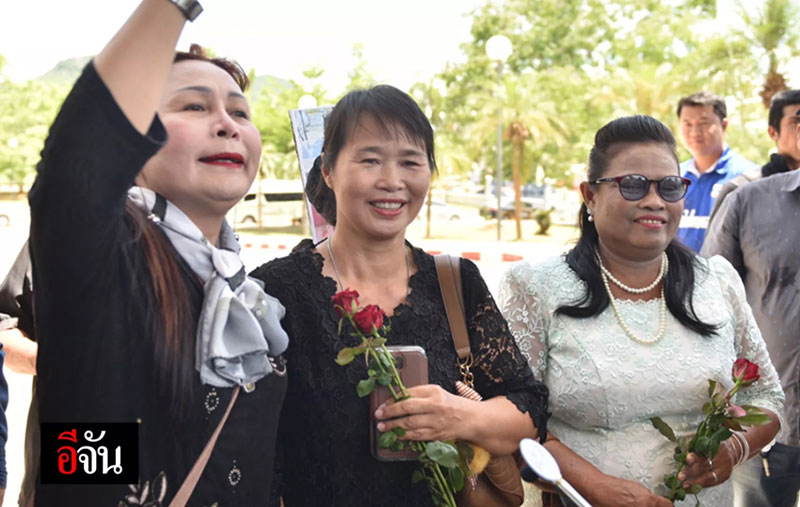 3 เจ๊แก๊งครูปรีชา 3 เจ๊แก๊งครูปรีชา