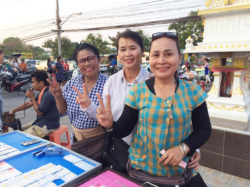 3 เจ๊แก๊งครูปรีชา 3 เจ๊แก๊งครูปรีชา