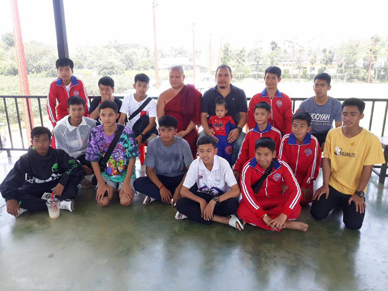 ลูกทีมหมูป่า ลูกทีมหมูป่า