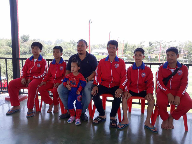 ลูกทีมหมูป่า ลูกทีมหมูป่า