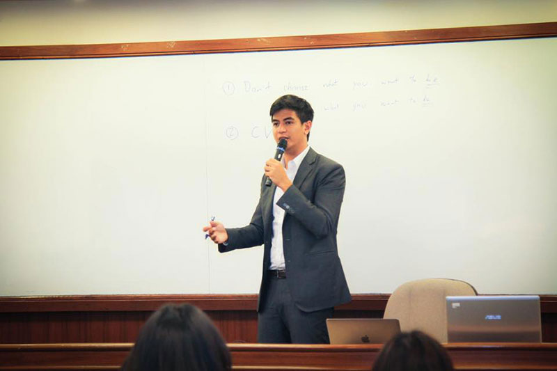 ไอติม พริษฐ์ ไอติม พริษฐ์