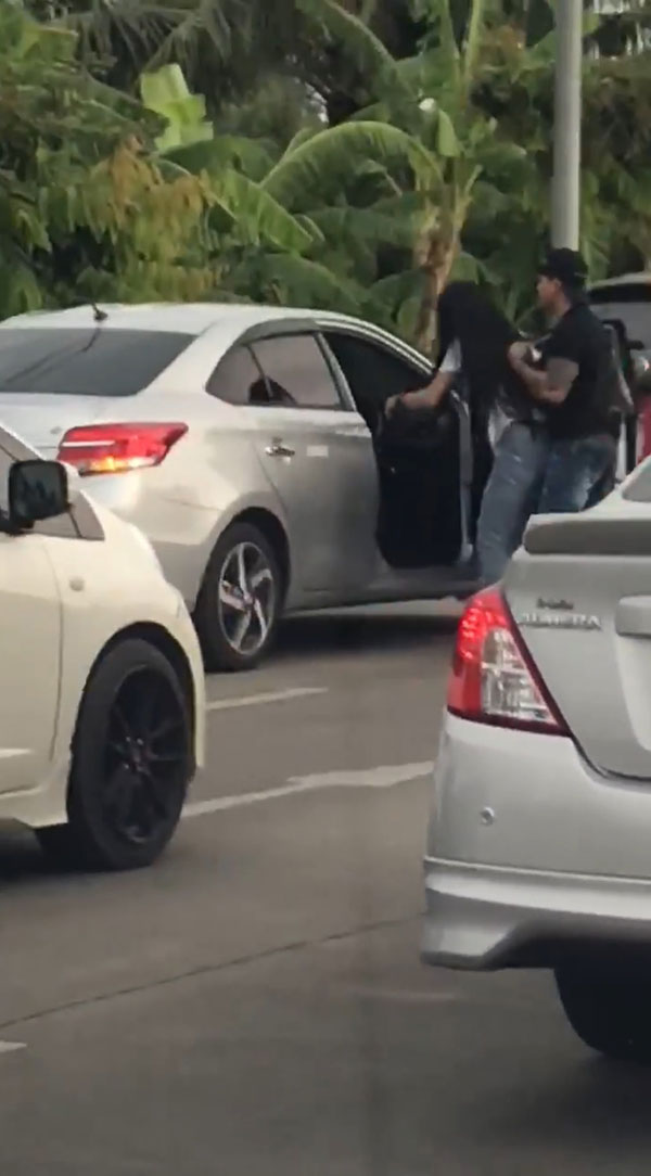 หนุ่มชุดกากี หนุ่มชุดกากี