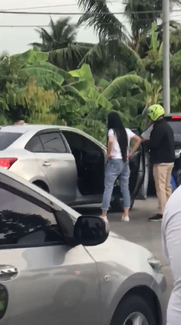 หนุ่มชุดกากี หนุ่มชุดกากี