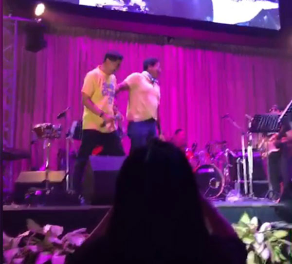 อภิสิทธิ์ อภิสิทธิ์