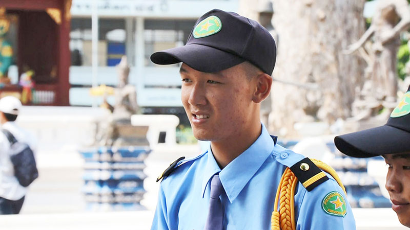 รปภ. หนุ่ม รปภ. หนุ่ม