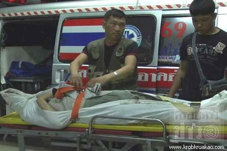 เศร้า! แพทย์หญิงขับรถตกข้างทาง หลังไปทำบุญ แม่ดับคาที่