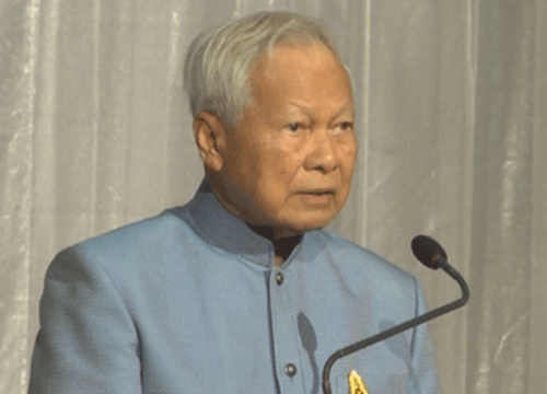 พล.อ.เปรม ติณสูลานนท์ พล.อ.เปรม ติณสูลานนท์