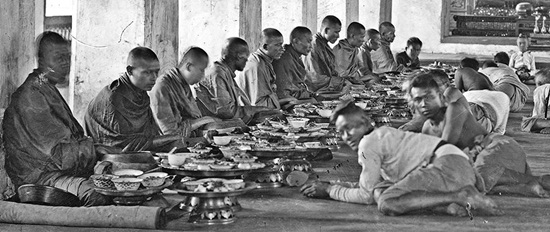 นิทรรศการภาพถ่ายโบราณ นิทรรศการภาพถ่ายโบราณ