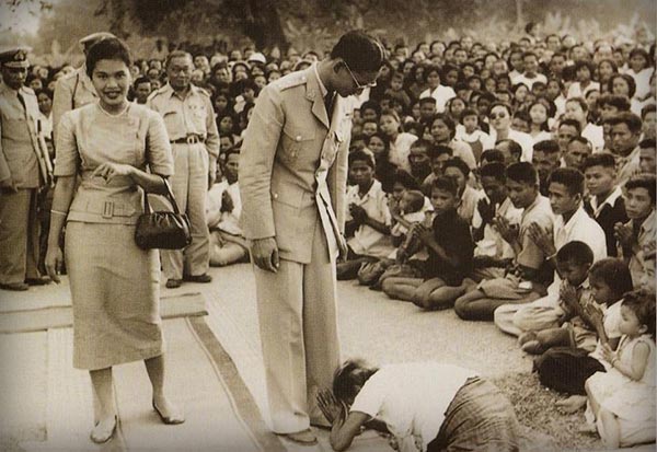 ในหลวง ร.9 ในหลวง ร.9