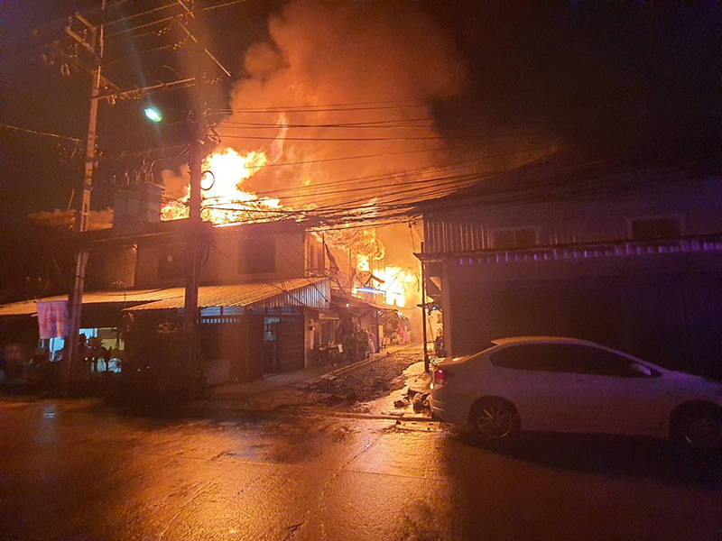 ไฟไหม้ชุมชนตลาดดอนเมือง ไฟไหม้ชุมชนตลาดดอนเมือง