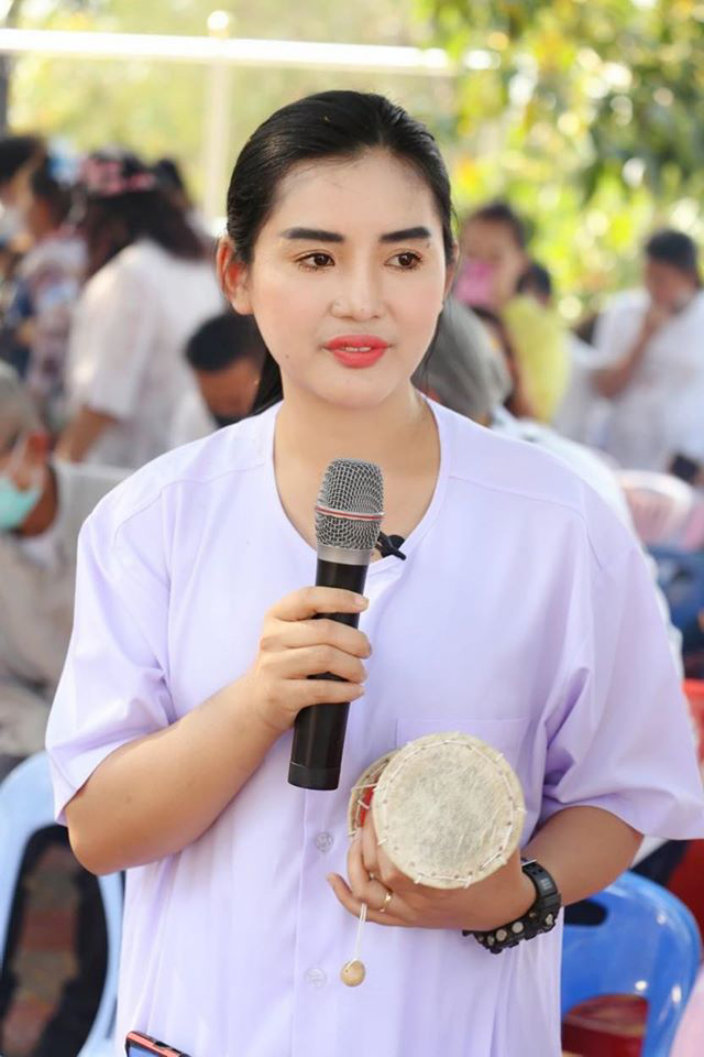 เรนนี่ ช่องส่องผี เรนนี่ ช่องส่องผี