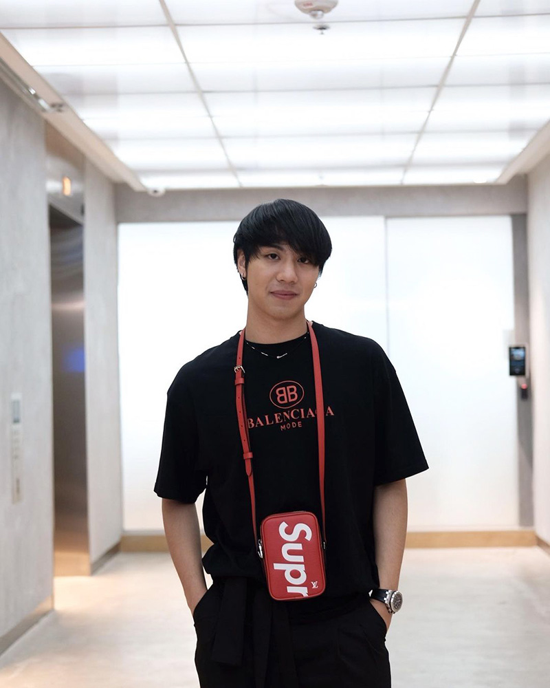 ไวท์ ณวัชร์ ไวท์ ณวัชร์