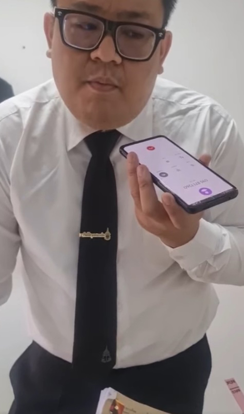 แก๊งคอลเซนเตอร์ แก๊งคอลเซนเตอร์