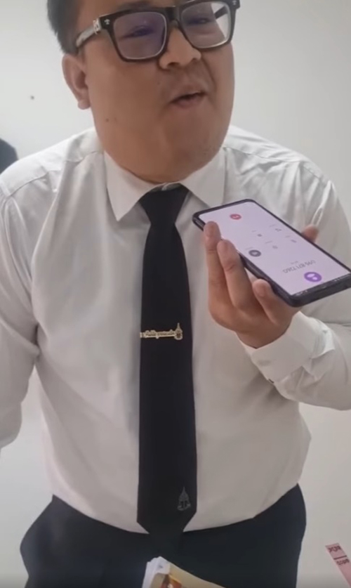 แก๊งคอลเซนเตอร์ แก๊งคอลเซนเตอร์