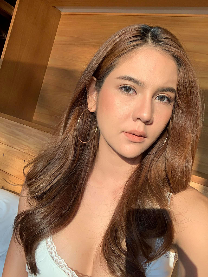 หมิว สิริลภัส หมิว สิริลภัส