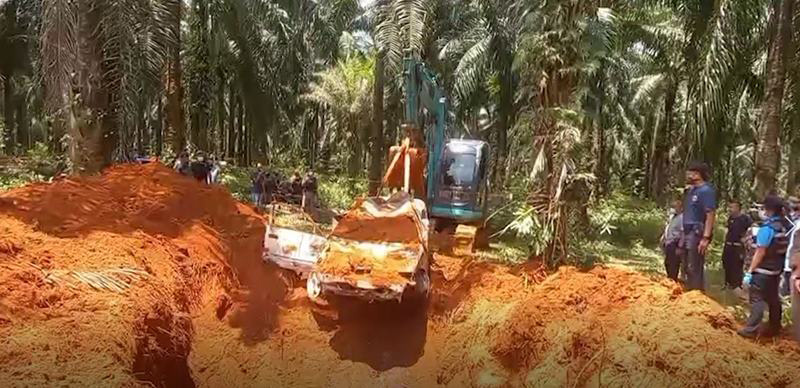 ฆ่าฝังดิน ฆ่าฝังดิน