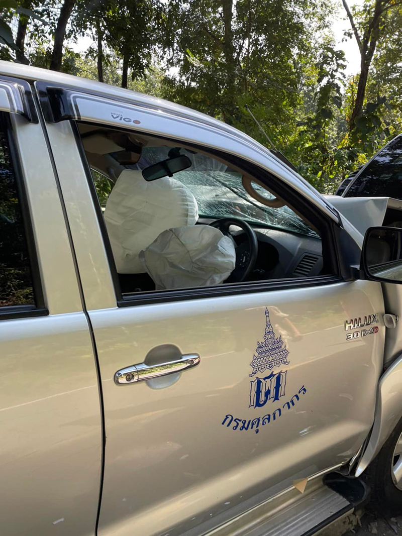 รถขบวนเสด็จชน รถขบวนเสด็จชน