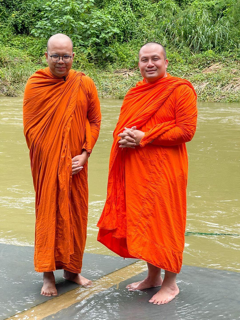 พระมหาสมปอง ประกาศสึก พระมหาสมปอง ประกาศสึก