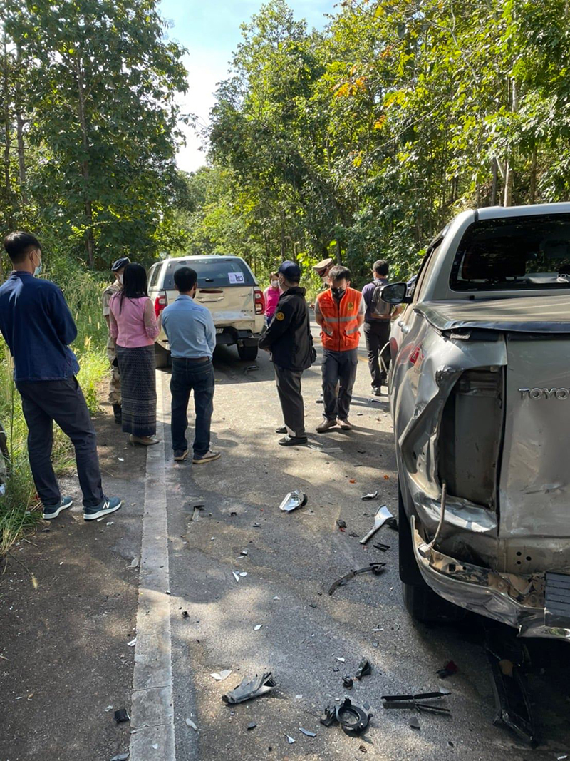 รถขบวนเสด็จชน รถขบวนเสด็จชน