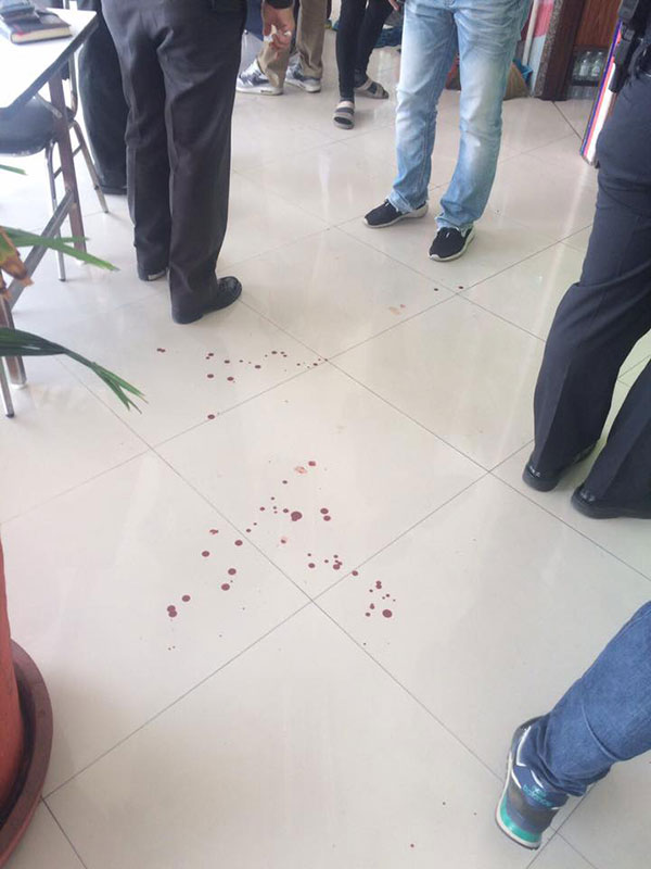 ยิงคนตายหน้าสนามมวยลุมพินี ยิงคนตายหน้าสนามมวยลุมพินี