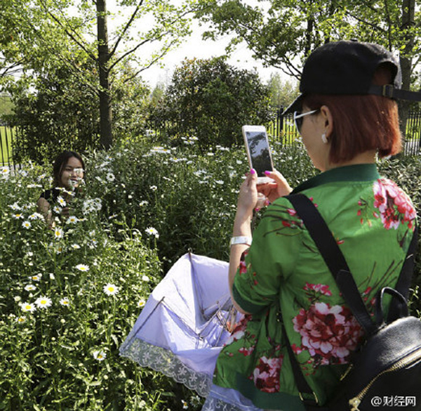 เซี่ยงไฮ้ ดิสนีย์แลนด์ อย่างเละ เจอชาวจีนแห่ทำสกปรก แม้ยังไม่เปิดเป็นทางการ เซี่ยงไฮ้ ดิสนีย์แลนด์ อย่างเละ เจอชาวจีนแห่ทำสกปรก แม้ยังไม่เปิดเป็นทางการ