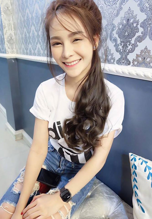 น้องพลอยเต้นโชว์ยายป่วยติดเตียง น้องพลอยเต้นโชว์ยายป่วยติดเตียง