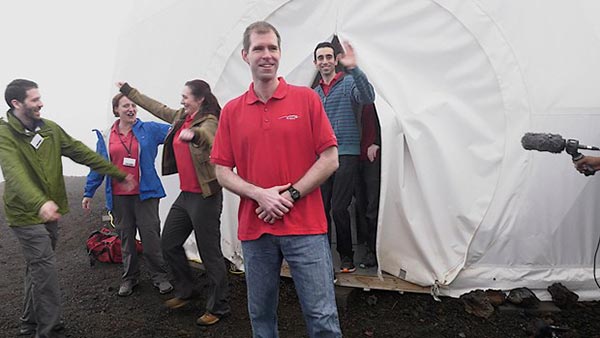 NASA สิ้นสุดภารกิจ 1 ปีเต็ม จำลองการใช้ชีวิตบนดาวอังคาร NASA สิ้นสุดภารกิจ 1 ปีเต็ม จำลองการใช้ชีวิตบนดาวอังคาร