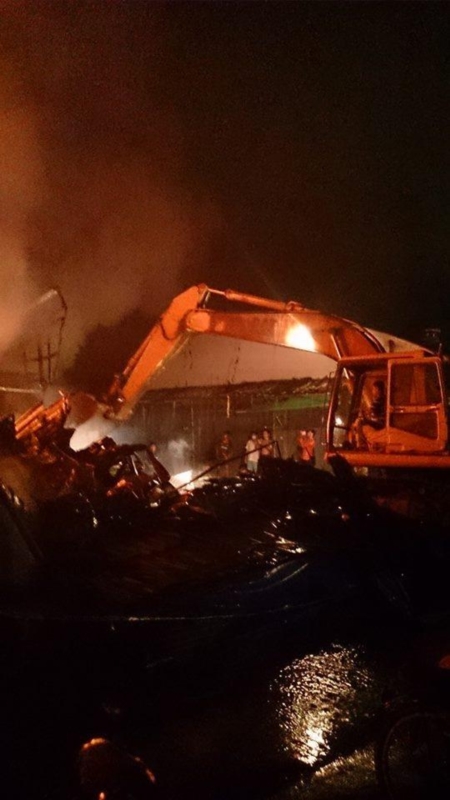 ไฟไหม้ตลาดเบญจวรรณ โรงเกลือ ไฟไหม้ตลาดเบญจวรรณ โรงเกลือ