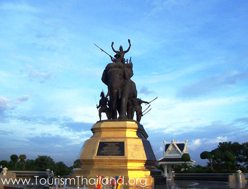 ทุ่งมะขามหย่อง แผ่นดินแห่งพระมหากรุณาธิคุณ