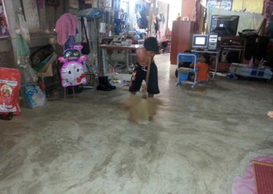 น้องทาม วรรธนะ เด็กไร้แขนสู้ชีวิต เร่งฝึกซ้อมวาดภาพ น้องทาม วรรธนะ เด็กไร้แขนสู้ชีวิต เร่งฝึกซ้อมวาดภาพ