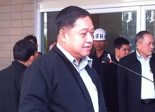 สุกำพล ลงใต้ ชี้เป็นสิทธิ์ เฉลิม ตั้งวาดะห์-รอถก พรบ. มั่นคง (ไอเอ็นเอ็น) รัฐมนตรีว่าการกระทรวงกลาโหม เดินทางลงพื้นที่จังหวัดชายแดนภาคใต้ ระบุ เป็นสิทธิ์