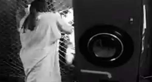 วิจารณ์เละ! รายการทีวีเล่นพิเรนทร์ หลอกผีในตู้สติ๊กเกอร์จนคนผวา