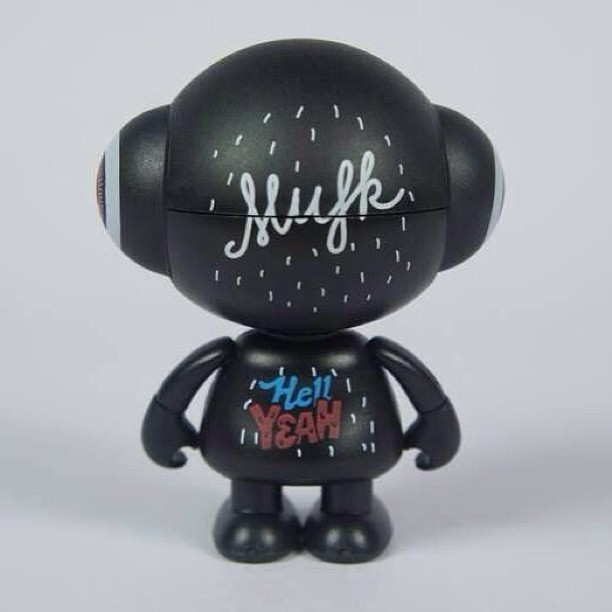 ตั้ม พฤษ์พล มุกดาสนิท กราฟิกดีไซเนอร์ชื่อดัง เสียชีวิตแล้ว หลังจมน้ำที่ภูเก็ต