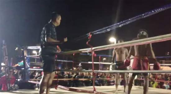 ชาวเน็ตยกนิ้วให้ เนวิน อบรม 2 โจ๋คาเวทีมวย หลังตีกันในงานสงกรานต์