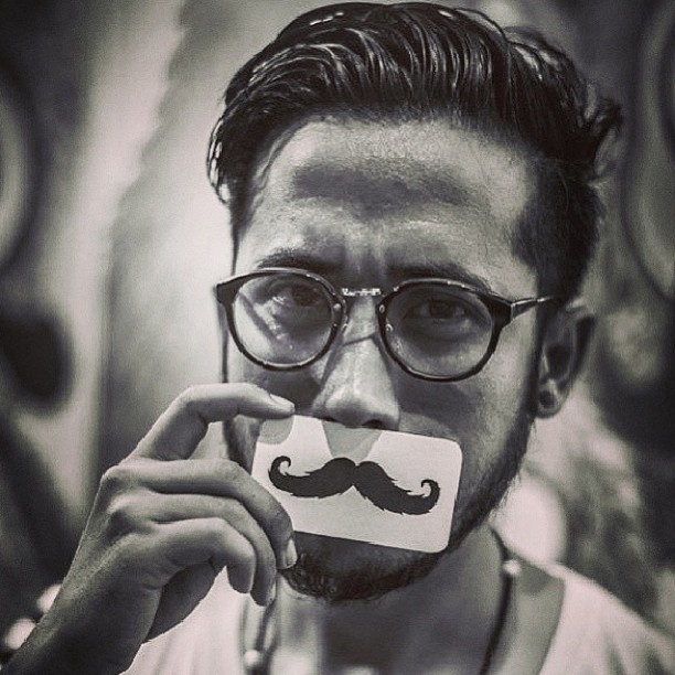 ตั้ม พฤษ์พล มุกดาสนิท กราฟิกดีไซเนอร์ชื่อดัง เสียชีวิตแล้ว หลังจมน้ำที่ภูเก็ต