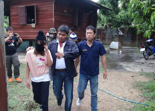 รวบเฒ่า 65 ปี บังคับเด็กหญิง 13 ปี อมอวัยวะเพศ รวบเฒ่า 65 ปี บังคับเด็กหญิง 13 ปี อมอวัยวะเพศ