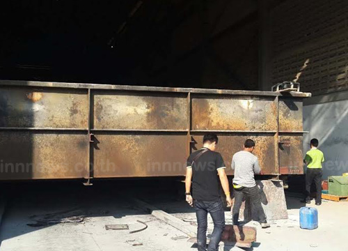 ถังเคมีโรงงานเหล็กเมืองระยองระเบิด คนงานเจ็บ 3 ราย ถังเคมีโรงงานเหล็กเมืองระยองระเบิด คนงานเจ็บ 3 ราย