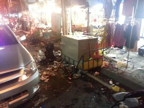 ระทึก! บึ้มปาก ซ.รามคำแหง 43/1 ปชช. เจ็บ 6 ร้านค้าพัง 2