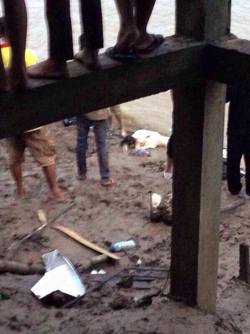 เครื่องบินลาวตกกลางลำน้ำโขง เครื่องบินลาวตกกลางลำน้ำโขง