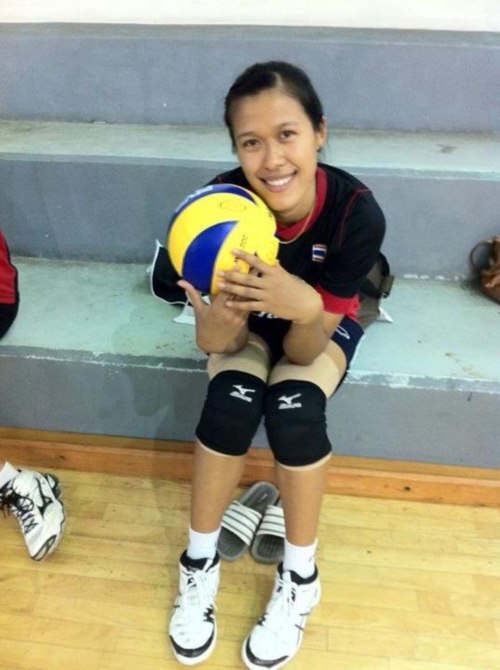 มลิกา กันทอง ประวัติ นักวอลเลย์สาวไทย เจ้าของฉายาตัวเปลี่ยนเกม