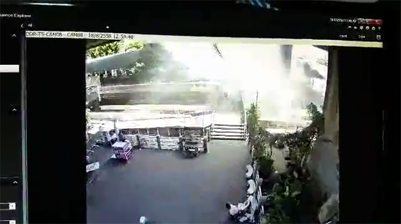 ปาระเบิดใต้สะพานตากสิน ปาระเบิดใต้สะพานตากสิน