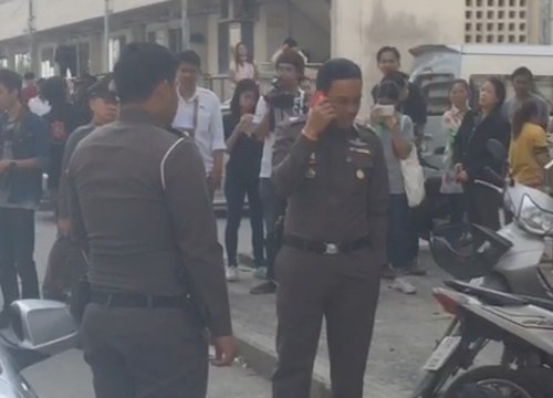 ตำรวจ สน.ทุ่งสองห้อง ยิงตัวตาย ตำรวจ สน.ทุ่งสองห้อง ยิงตัวตาย