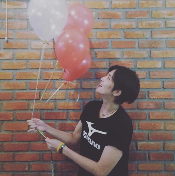 ปลื้มจิตร์ ถินขาว ปลื้มจิตร์ ถินขาว