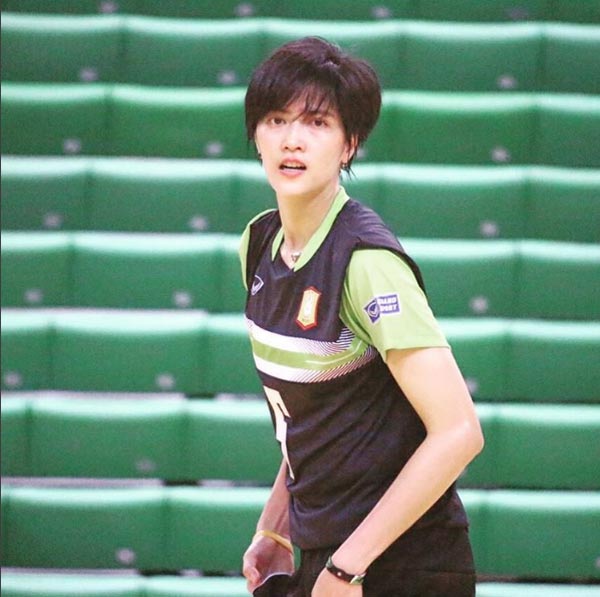 ปลื้มจิตร์ ถินขาว ปลื้มจิตร์ ถินขาว