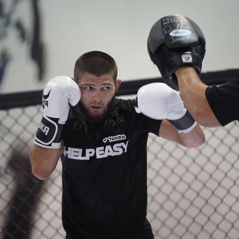 เปิดโมเมนต์ ยอดนักชก MMA โดนแกล้งแรงมาก อินทรีไร้พ่าย สิ้นลายเพราะงูยักษ์ เปิดโมเมนต์ ยอดนักชก MMA โดนแกล้งแรงมาก อินทรีไร้พ่าย สิ้นลายเพราะงูยักษ์