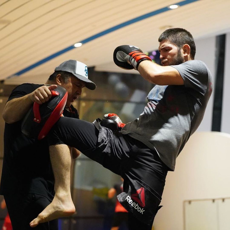 เปิดโมเมนต์ ยอดนักชก MMA โดนแกล้งแรงมาก อินทรีไร้พ่าย สิ้นลายเพราะงูยักษ์ เปิดโมเมนต์ ยอดนักชก MMA โดนแกล้งแรงมาก อินทรีไร้พ่าย สิ้นลายเพราะงูยักษ์